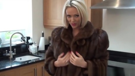 The Love Of Fur 16