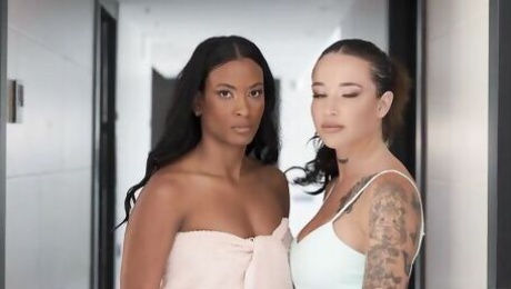 Perfect Samantha Cruz and Katty Soarez - lesbian action - RK Prime